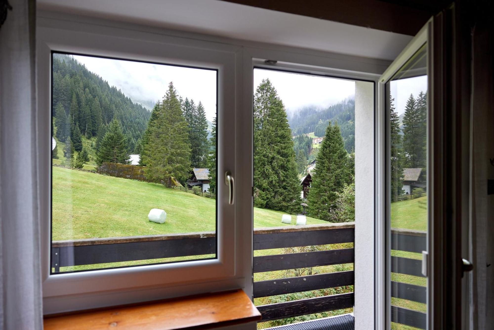 Appartamento Alpenhaus Montafon By Pferd Auf Wolke Gargellen Esterno foto